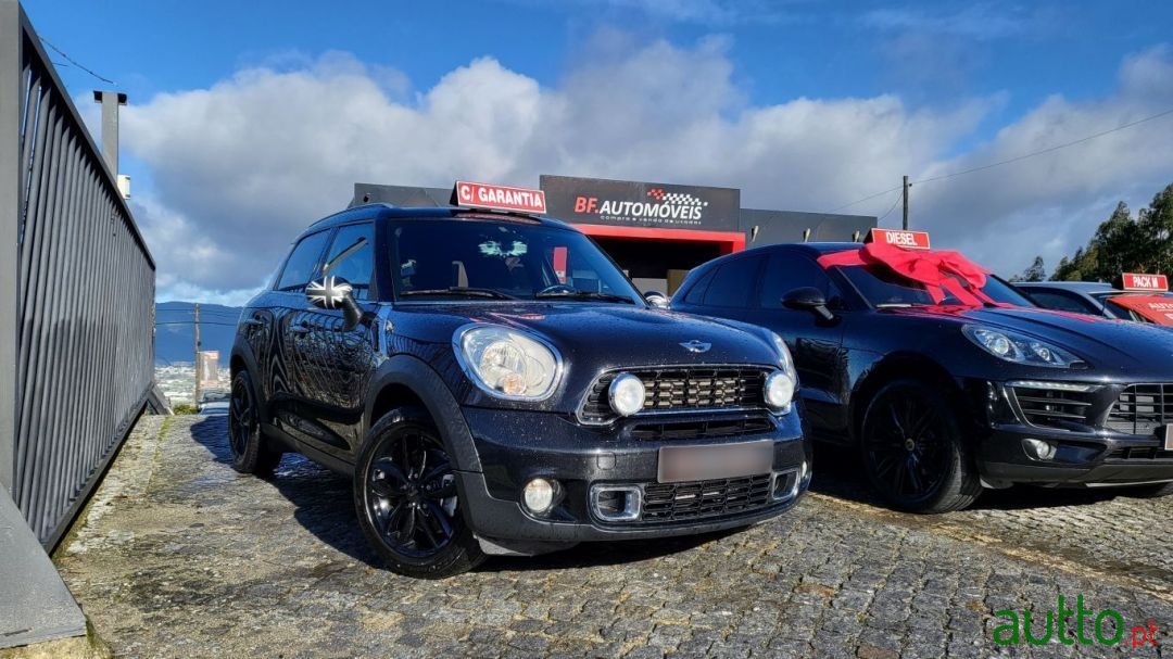 2011' MINI Countryman photo #1