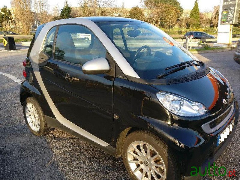 2009' Smart Fortwo Passion photo #1