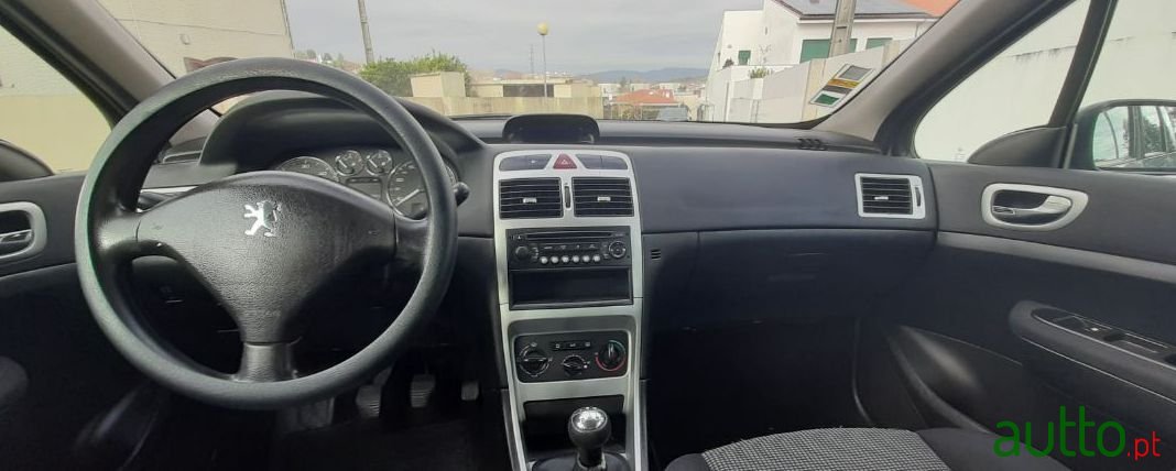 2007' Peugeot 407 Sw photo #1