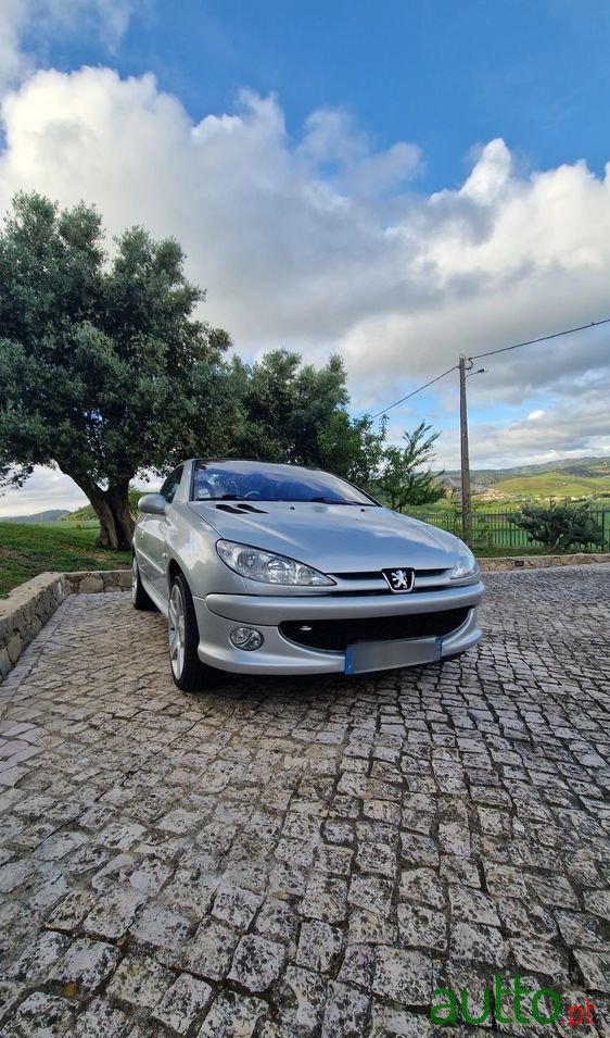 2006' Peugeot 206 1.6 photo #2