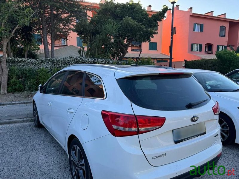 2016' Kia Ceed Sw photo #1