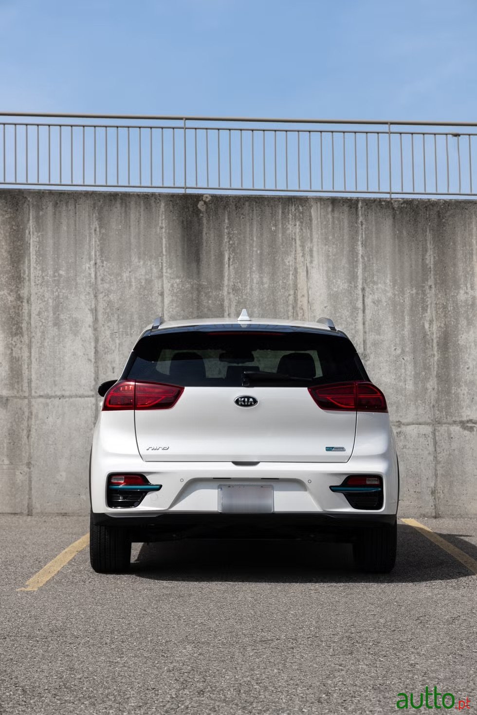 2021' Kia Niro photo #1