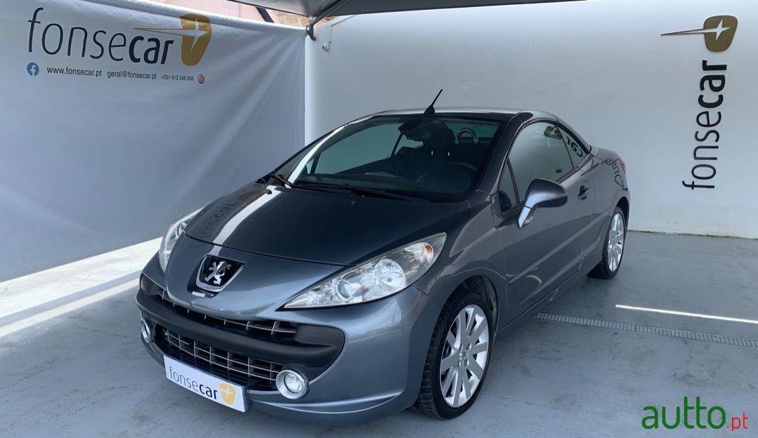 2009' Peugeot 207 Sport photo #4