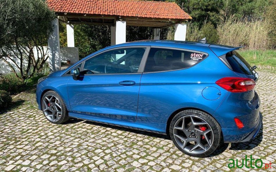 2019' Ford Fiesta photo #2