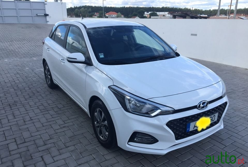 2020' Hyundai i20 photo #1