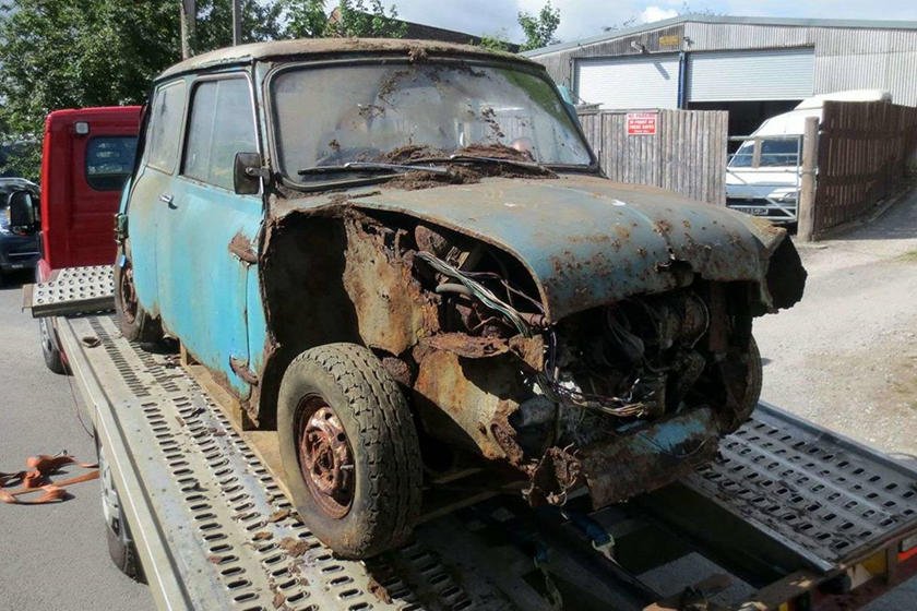 You Won’t Believe How Much Someone Paid For This Scrapped Mini Cooper S