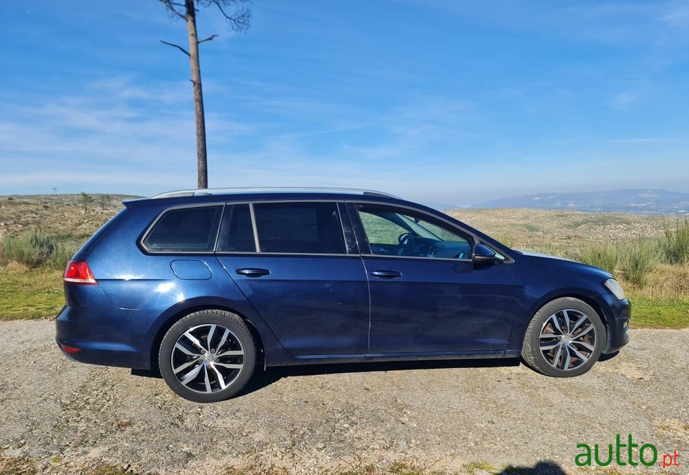 2014' Volkswagen Golf Variant photo #3