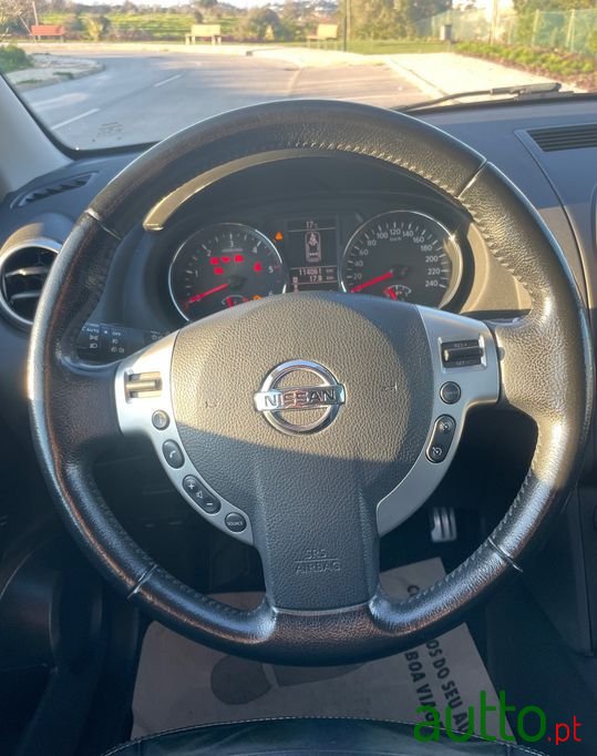 2013' Nissan Qashqai photo #6