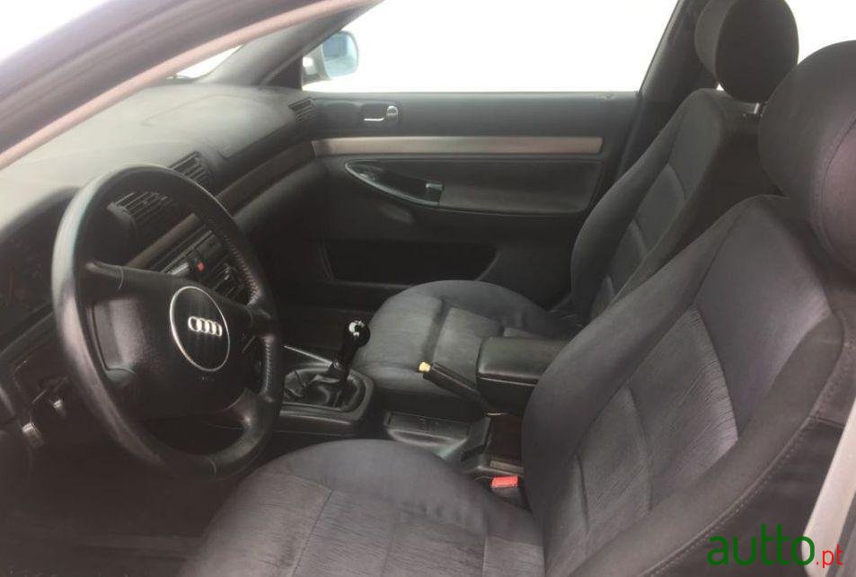 1998' Audi A4 Avant photo #3