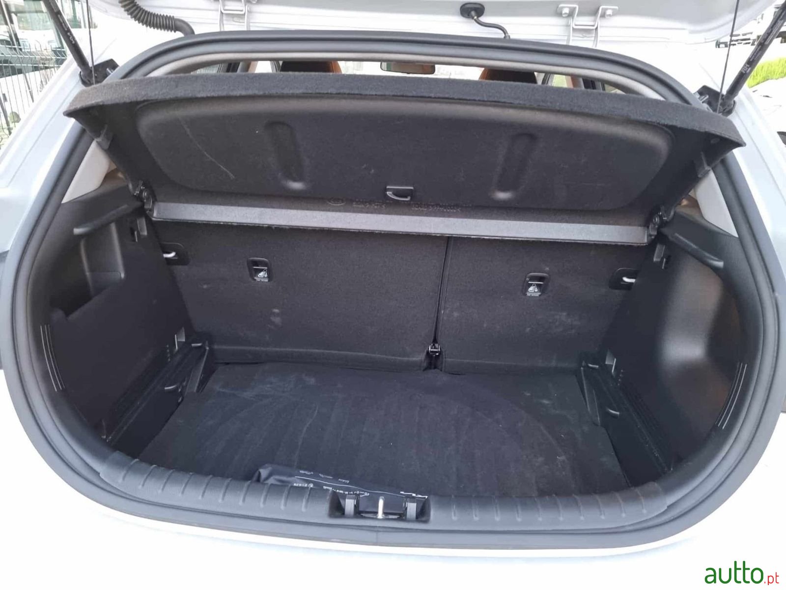 2022' Kia Rio photo #5