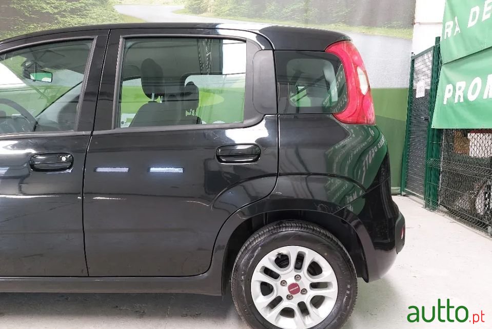2019' Fiat Panda photo #4