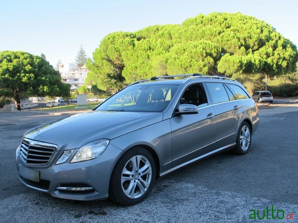 2012' Mercedes-Benz Classe E photo #1