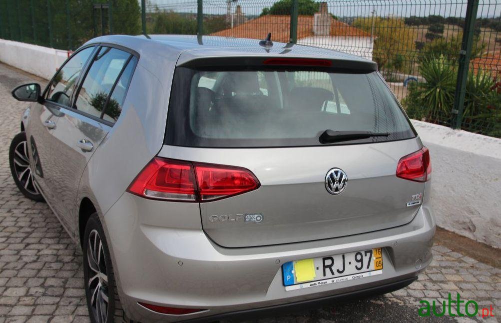 2016' Volkswagen Golf 1.6 tdi gps edition photo #1