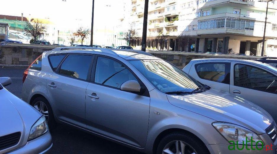 2008' Kia Ceed Sw photo #3