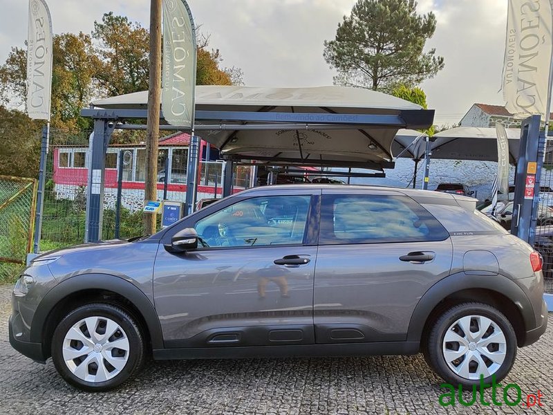 2018' Citroen C4 Cactus photo #5