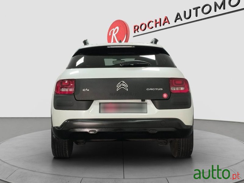 2017' Citroen C4 Cactus 1.2 Vti Feel Ed.Hello photo #4
