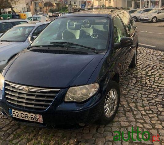 2007' Chrysler Voyager 2.8 Crd photo #1