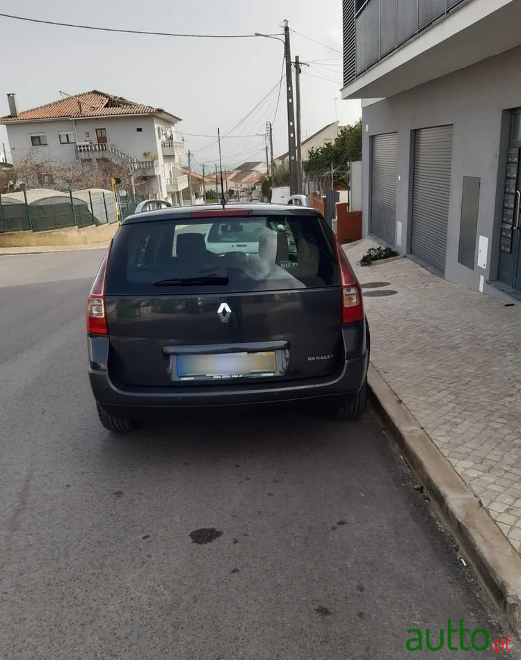 2007' Renault Megane Break photo #2