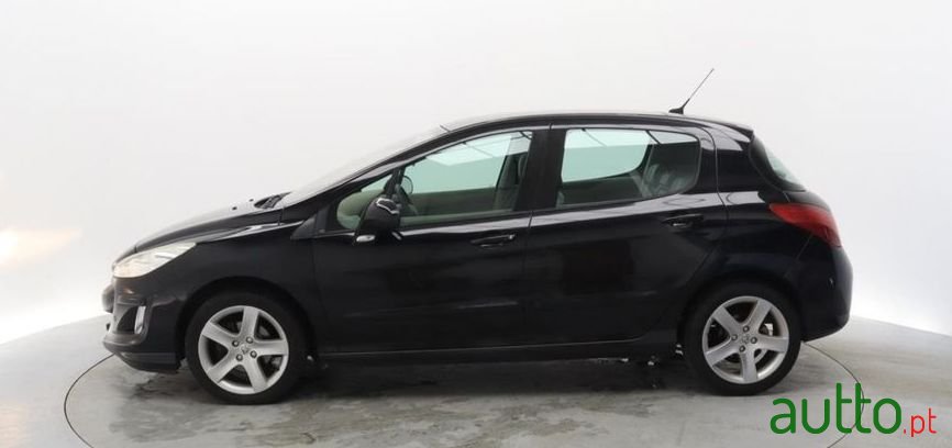 2008' Peugeot 308 1.6 Hdi Sport photo #3