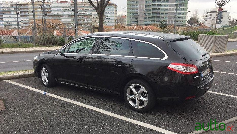 2012' Peugeot 508 Sw photo #1