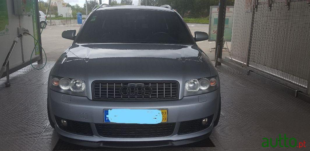 2003' Audi A4 Avant photo #1