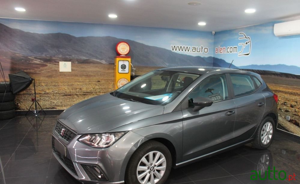 2018' SEAT Ibiza 1.0 Ecotsi Style photo #1