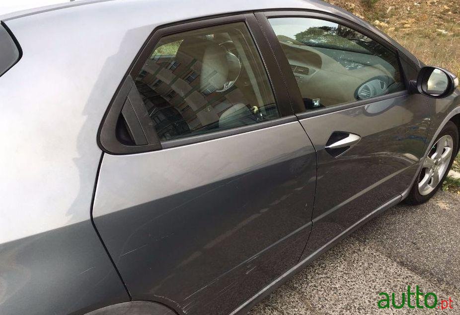 2006' Honda Civic Sport photo #1