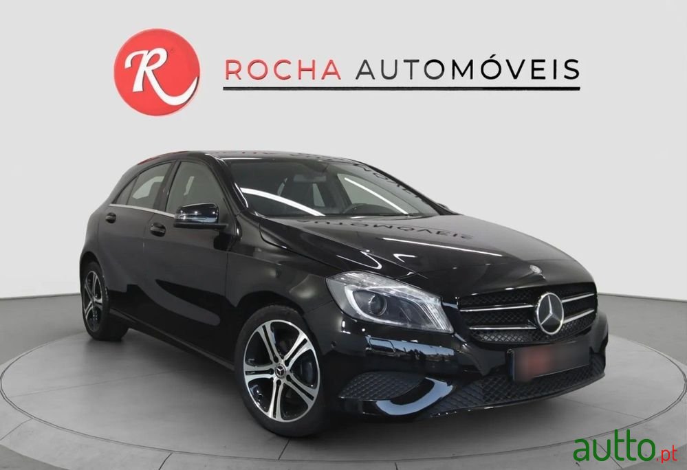2014' Mercedes-Benz Classe A photo #3