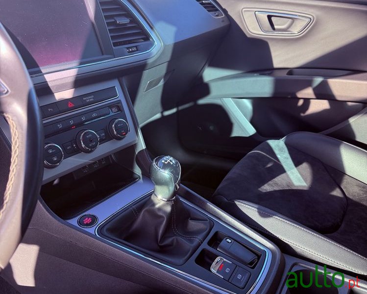 2018' SEAT Leon St 1.6 Tdi Style S/S photo #6