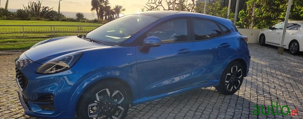 2023' Ford Puma photo #2