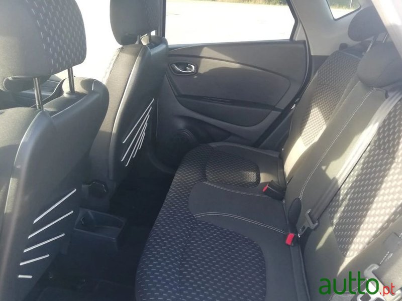 2017' Renault Captur photo #6