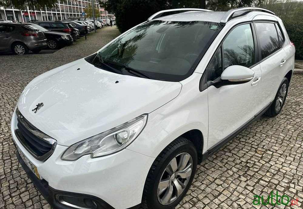 2013' Peugeot 2008 1.2 Vti Active photo #2