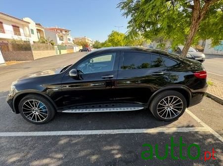 2018' Mercedes-Benz Classe Glc photo #3