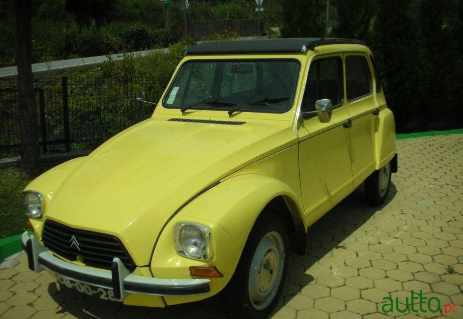 1982' Citroen Dyane photo #2