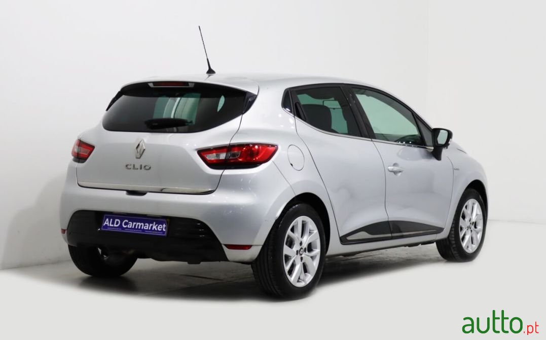 2019' Renault Clio photo #2