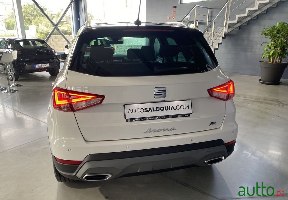2022' SEAT Arona photo #4