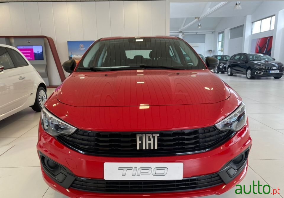 2022' Fiat Tipo photo #3