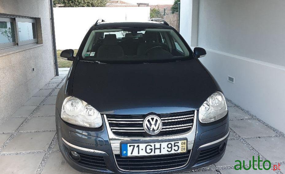 2008' Volkswagen Golf Variant photo #2