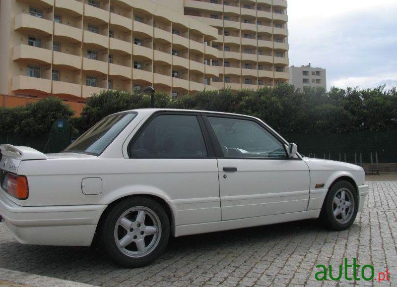 1992' BMW 320 Is E30 photo #3