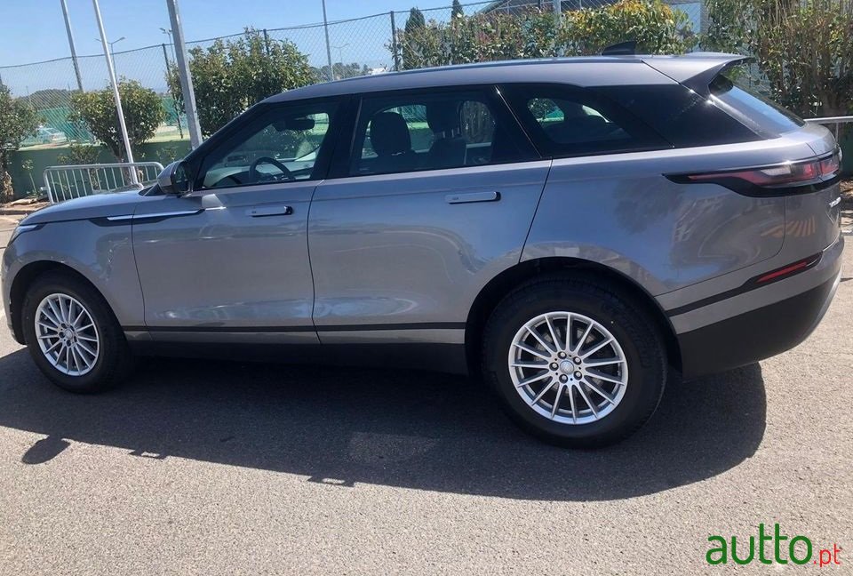 2020' Land Rover Range Rover Velar photo #6