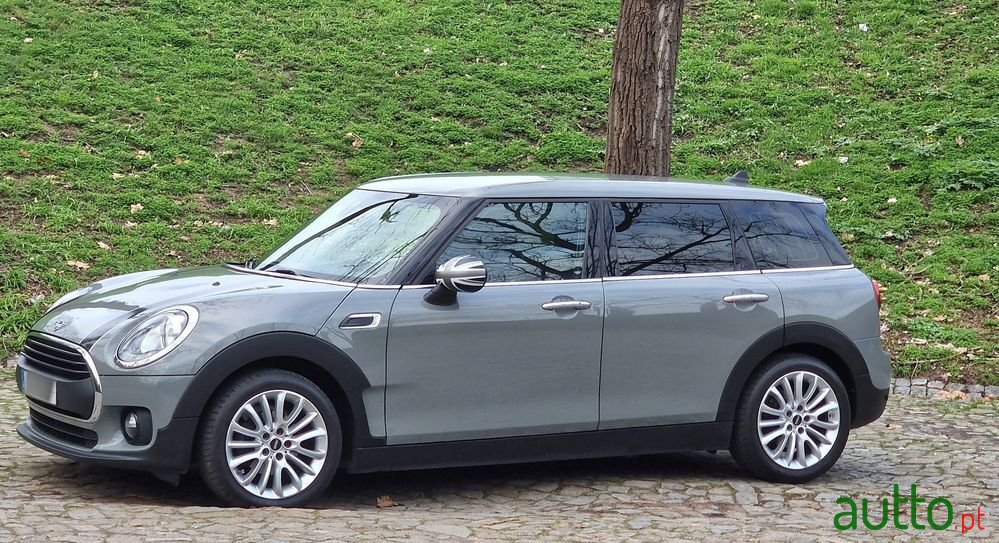 2019' MINI Clubman One D photo #4