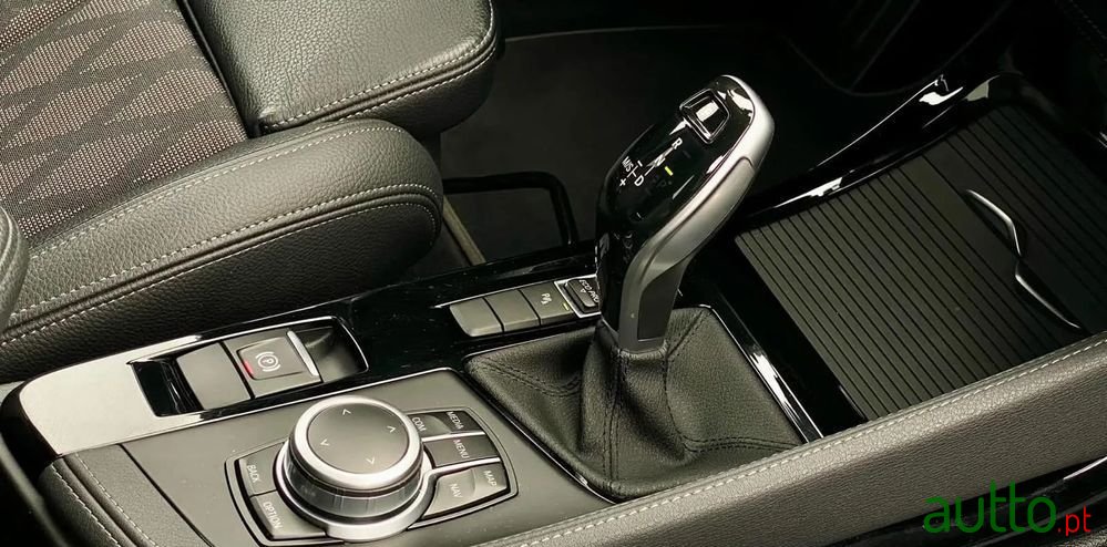 2021' BMW Série X 16 D Sdrive Auto photo #3