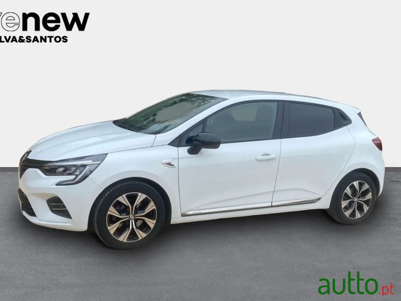 2022' Renault Clio photo #1