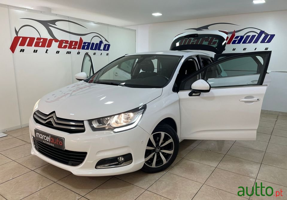 2018' Citroen C4 photo #5