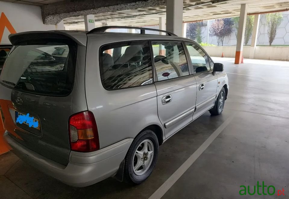 2002' Hyundai Trajet photo #5