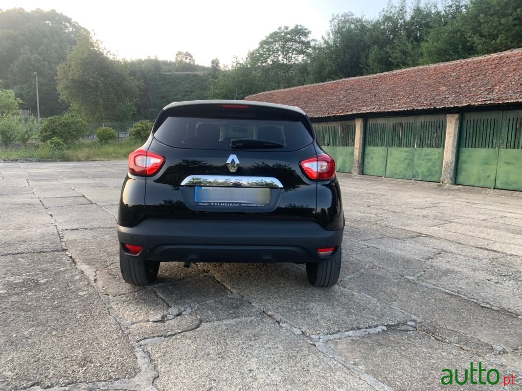 2016' Renault Captur photo #6