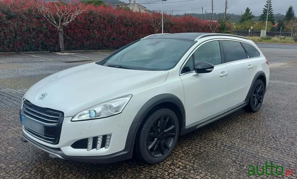 2013' Peugeot 508 RXH photo #1