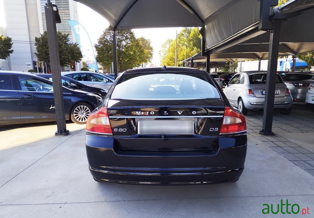 2011' Volvo S80 photo #5