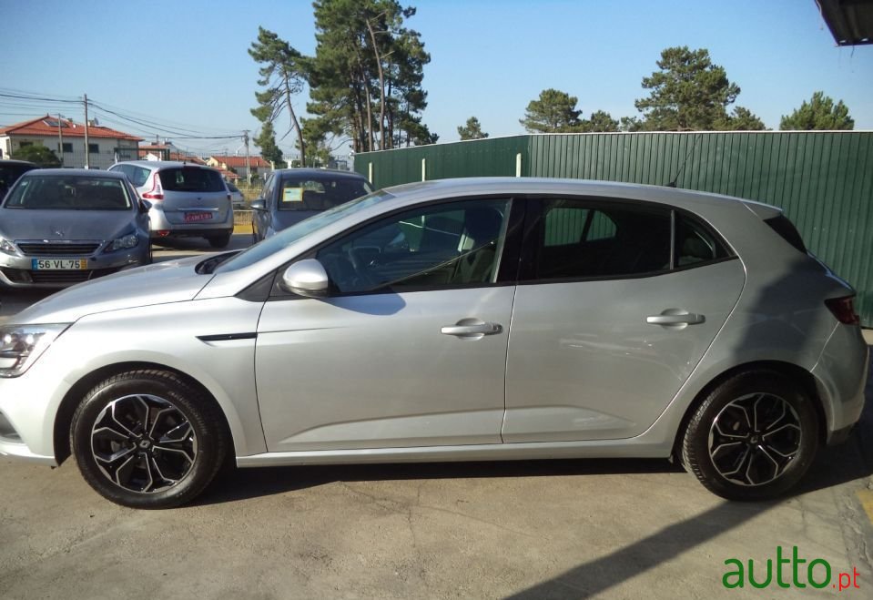 2017' Renault Megane photo #4