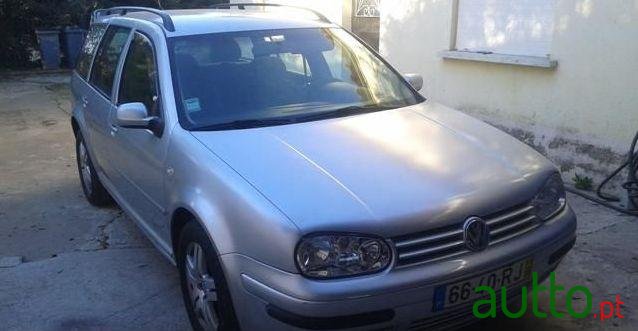 2001' Volkswagen Golf Variant photo #2